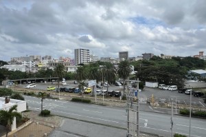 平良港ターミナルビル有料駐車場